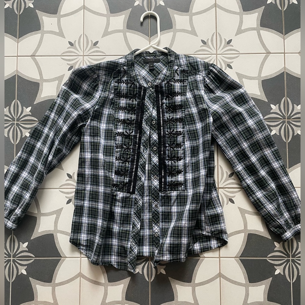 Plaid 3/4 length sleeve shirt with black beaded detail